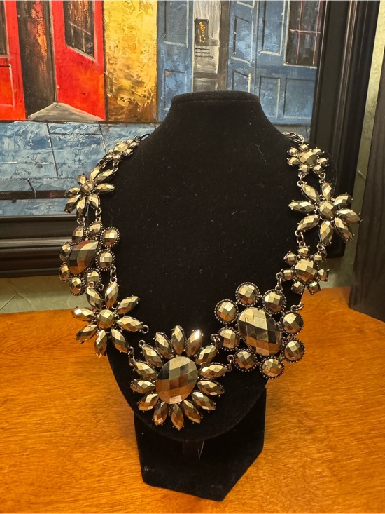 None Jewelry - Black Crystal Floral Statement Necklace - Designer-Inspired